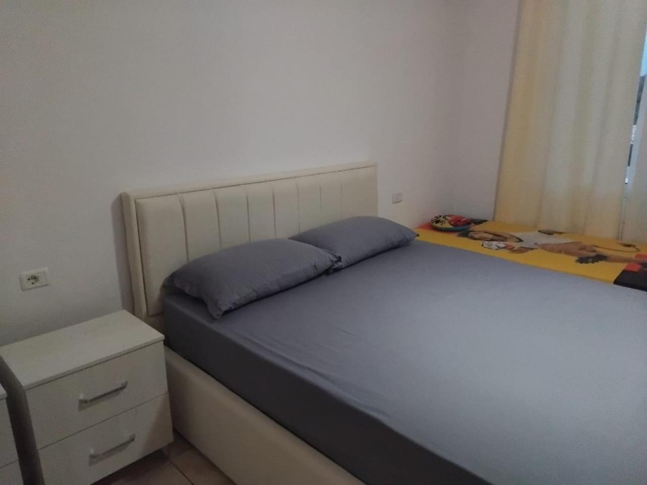Appartamento Beachfront At Shkembi Kavajes Kamelia Building